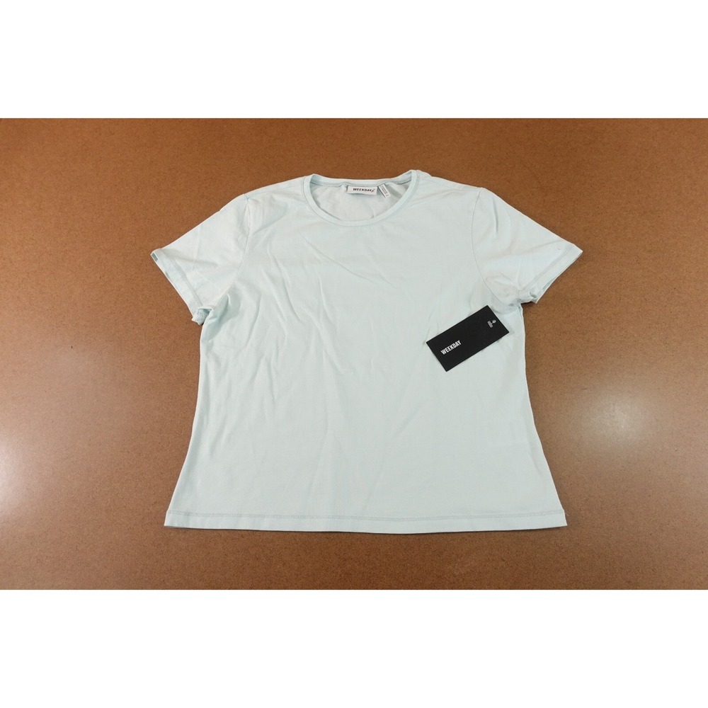Weekday Womens Size XL Slim Fit Light Blue Short Sleeve Crew Neck T-Shirt NWT